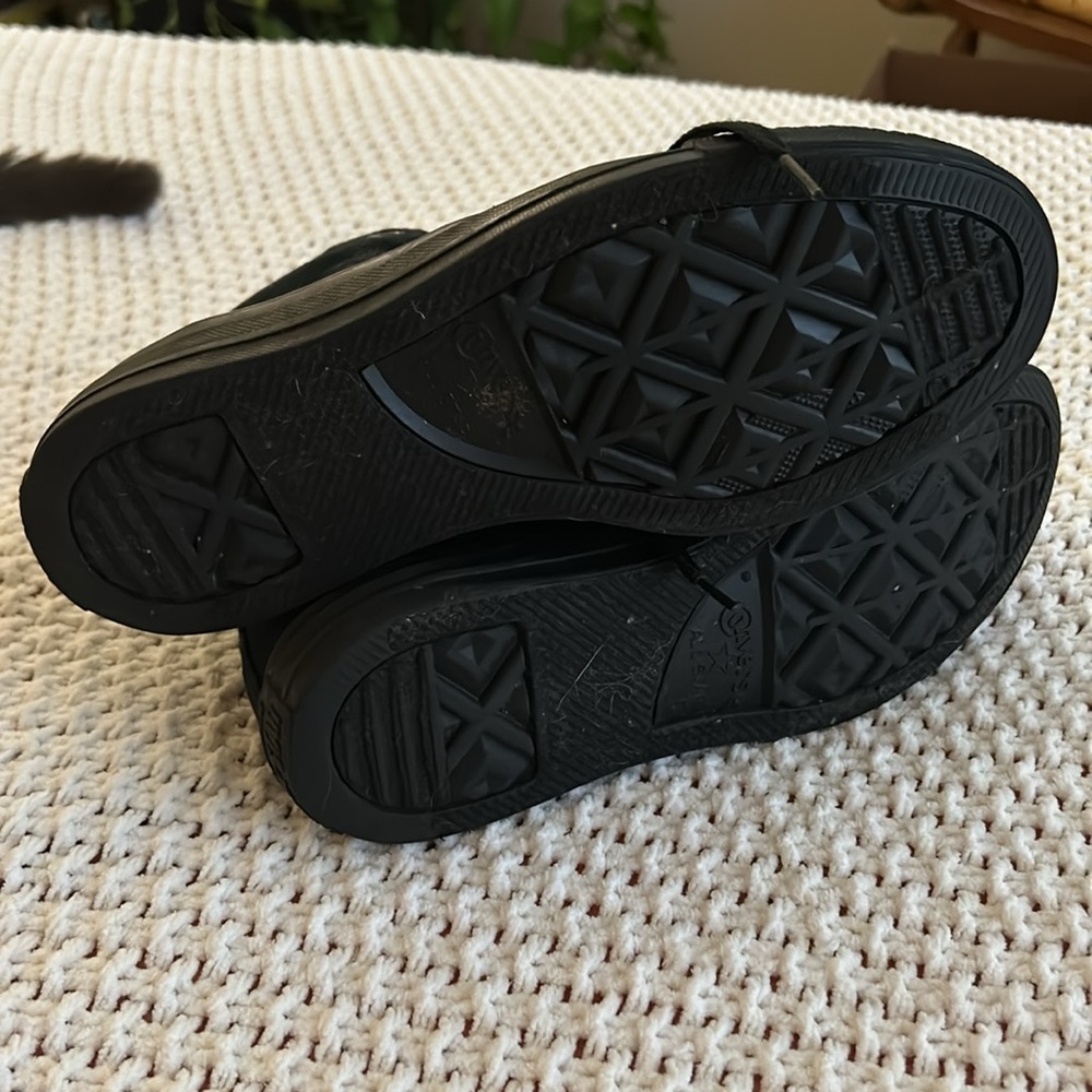 Converse Black High-Tops - Picture 3 of 4